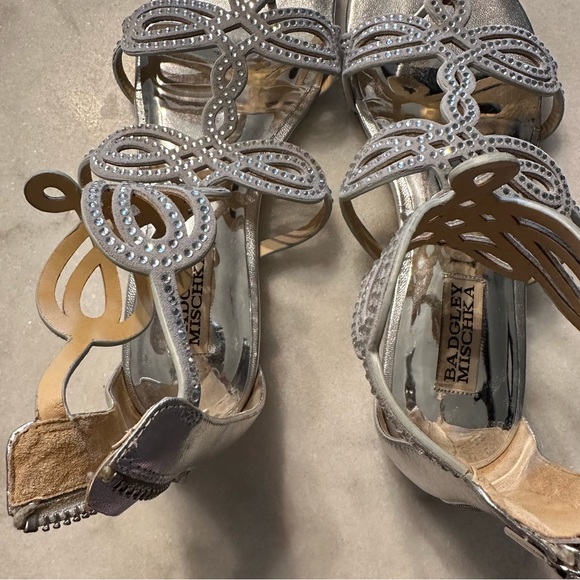 Badgley Mischka Womens Tempe Platino Sandals in Silver Platinum Size 7.5 - Picture 14 of 15